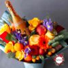 Новогодний букет из фруктов, меда и цветов