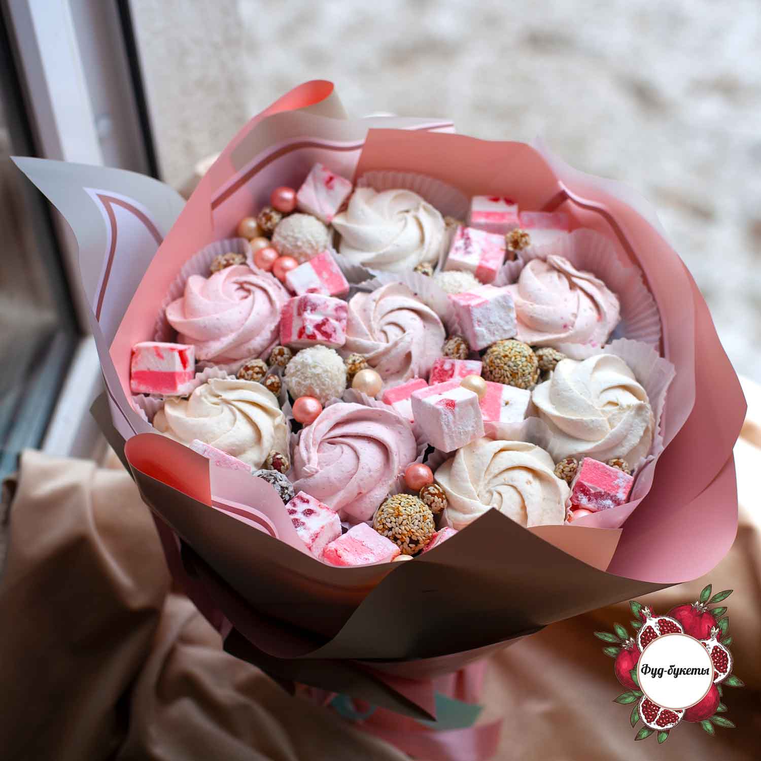 Букеты из конфет ручной работы-Сладкий букет- Шоколадные цветы